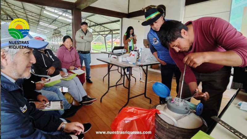 El MAG forma inseminadores comunitarios en Pichincha