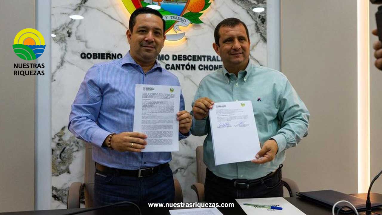 Municipio de Chone firma convenio para fortalecer las cadenas productivas