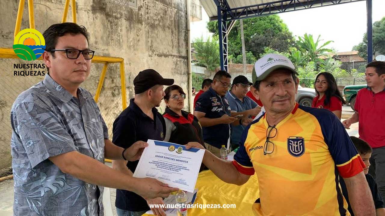 Con la participación de agricultores del Centro Agrícola del cantón Buena Fe