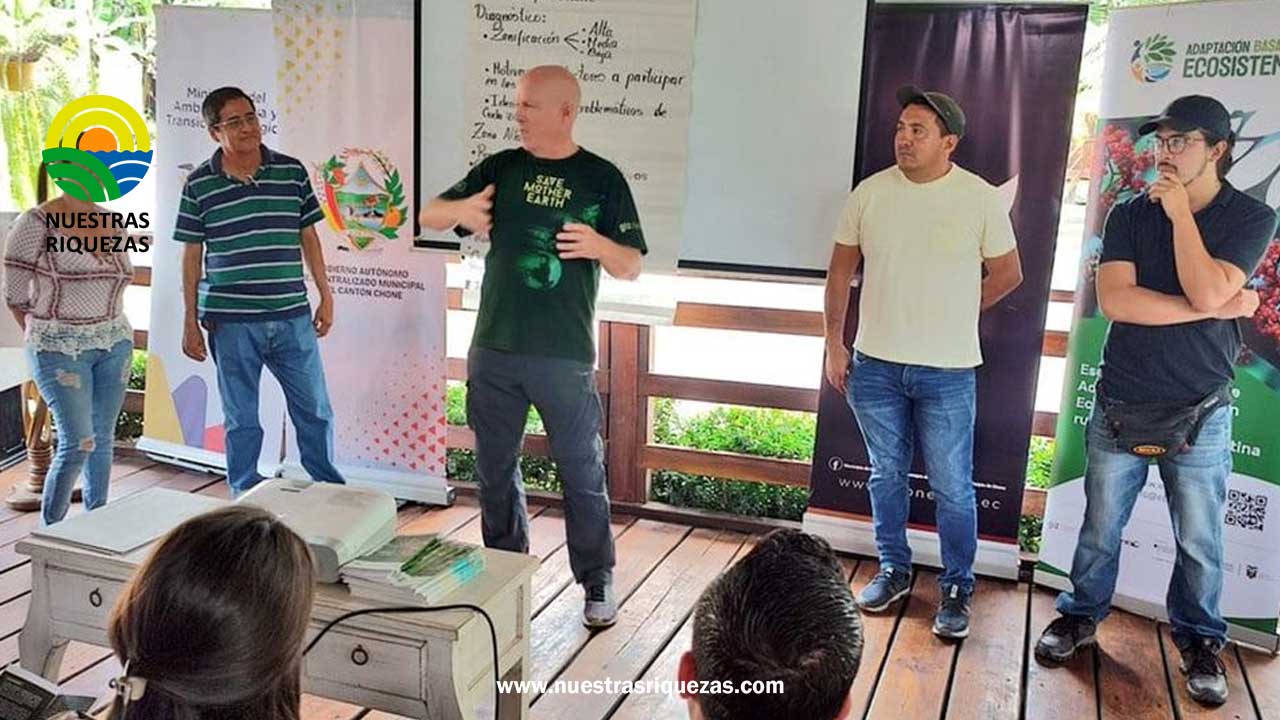Escuelas de Campo en Manabí buscan promover sistemas productivos de cacao nacional más agrobiodiversos y resilientes