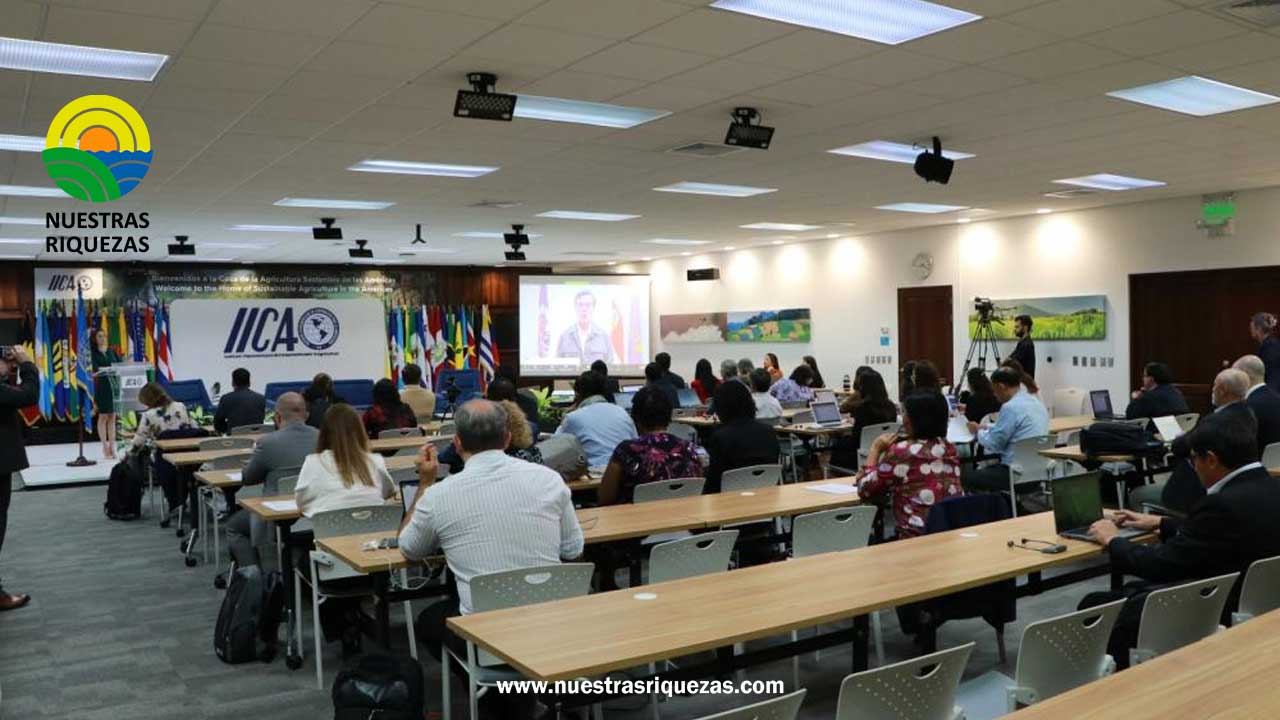 Mayor colaboración interagencial, políticas integrales e intercambio de información entre países fortalecería la aplicación del enfoque una salud en las américas, señalan especialistas en salud pública y sanidad animal y vegetal