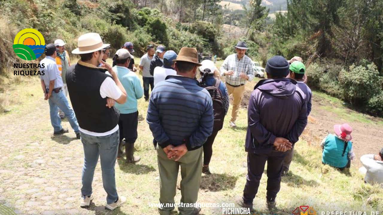Avanzamos con obras para el beneficio de las familias de Cayambe