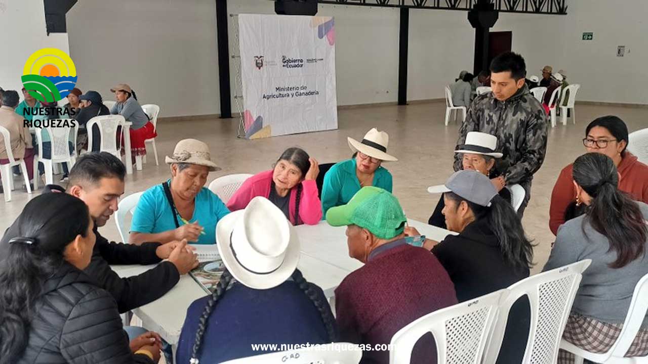MAG impulsa Diálogo de Saberes en la parroquia Paccha para fortalecer la Agricultura Familiar Campesina