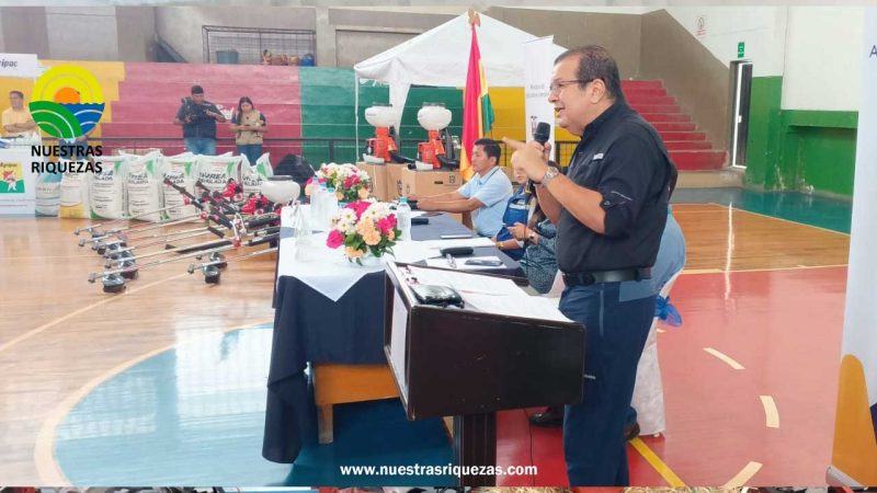 Productores de El Oro se benefician con insumos agrícolas