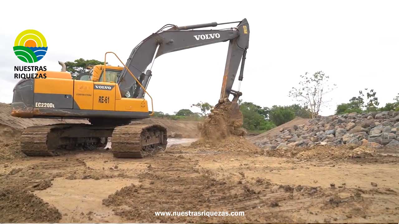 Habilitado el paso vehicular en la vía entre Pedro Carbo y Valle de la Virgen
