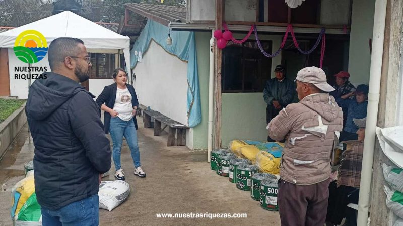 MAG fomenta la producción pecuaria con entrega de semillas, en Baños