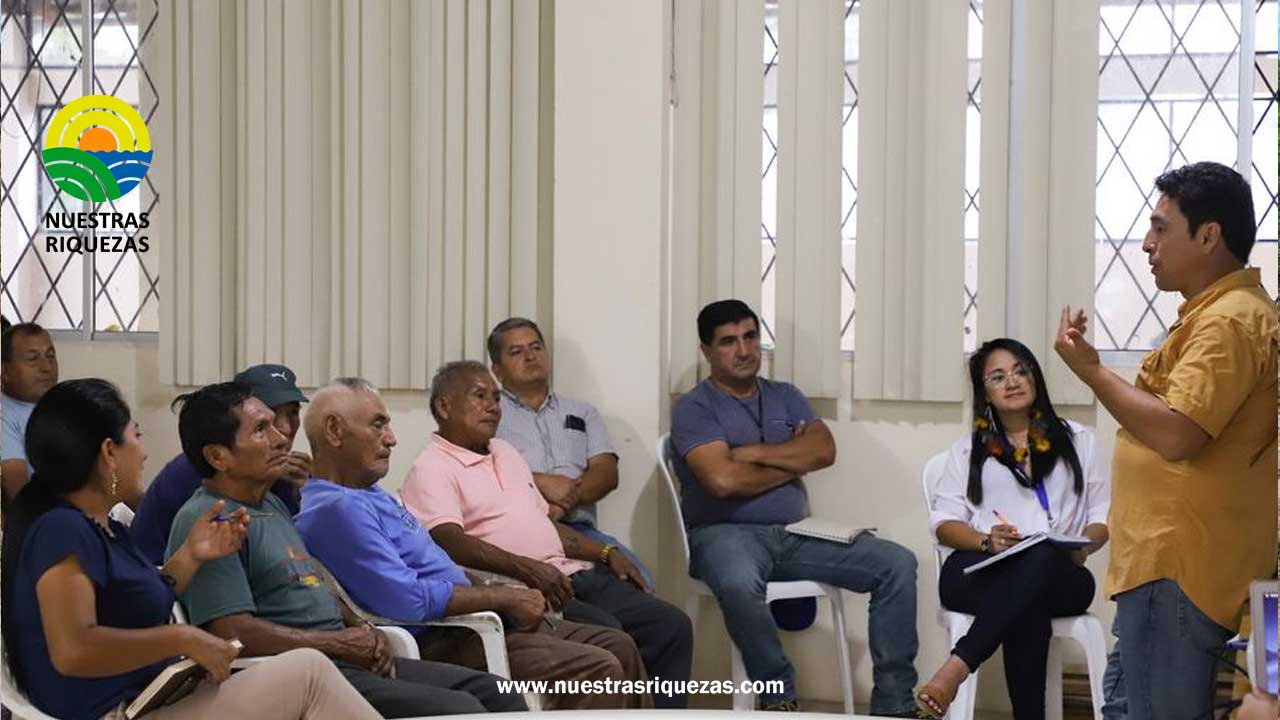 UNIMOS ESFUERZOS PARA LA EXPORTACIÓN DE PAPACHINA