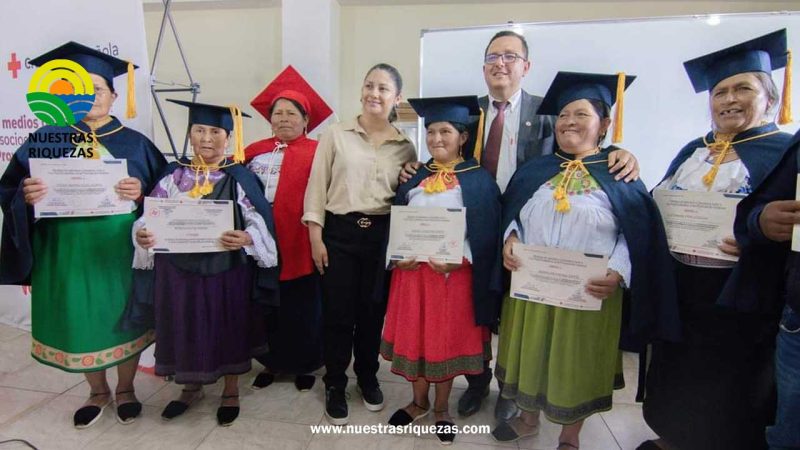 50 productores de Imbabura culminan sus capacitaciones en las Comunidades de Aprendizaje de la AFC