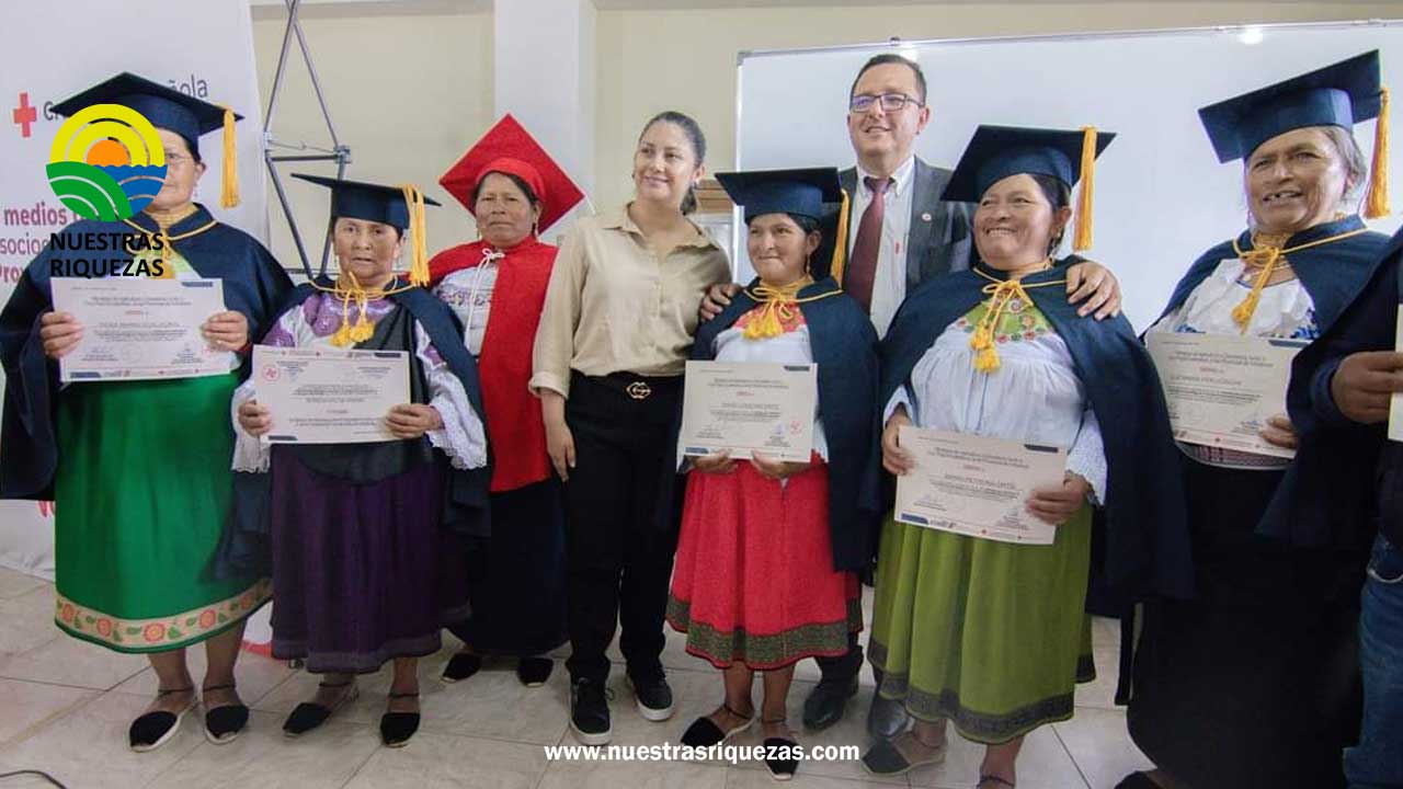 50 productores de Imbabura culminan sus capacitaciones en las Comunidades de Aprendizaje de la AFC