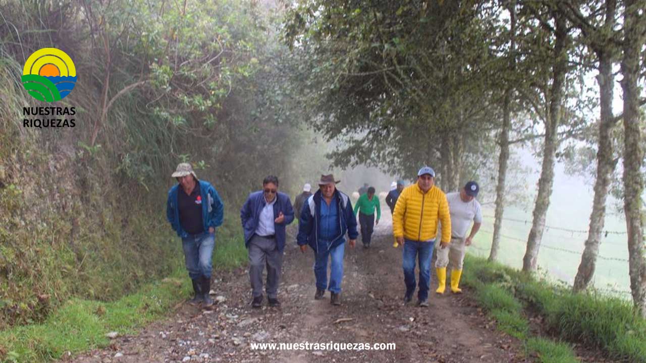 Comprometidos con la Protección del Agua en Nuestro Cantón! 