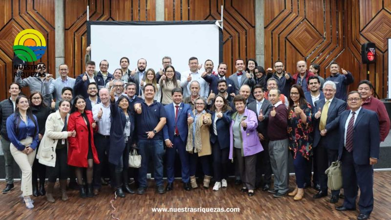 El Gobierno Nacional propicia consensos entre actores del sector lácteo en la construcción del Reglamento de la Ley de la Leche