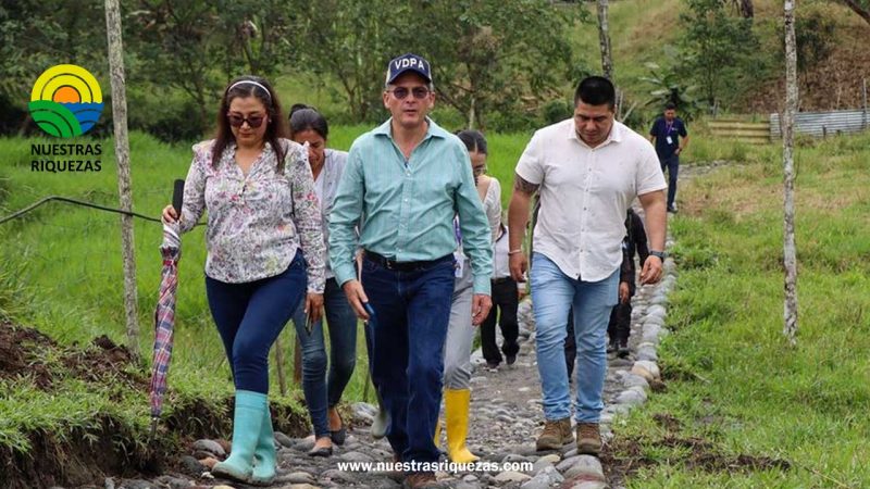MAG entrega beneficios a productores de Pastaza