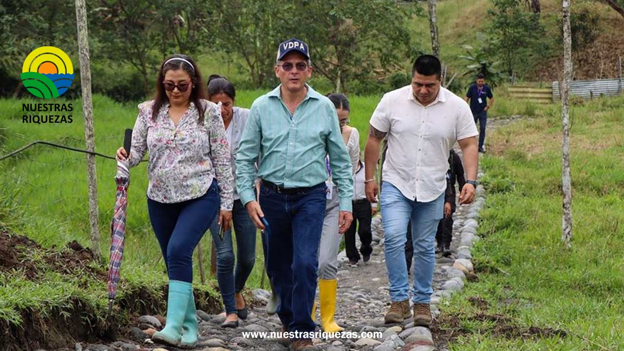 MAG entrega beneficios a productores de Pastaza
