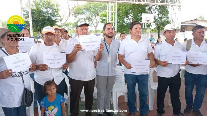 MAG entrega insumos para apoyar a la reactivación de productores de Pedro Carbo