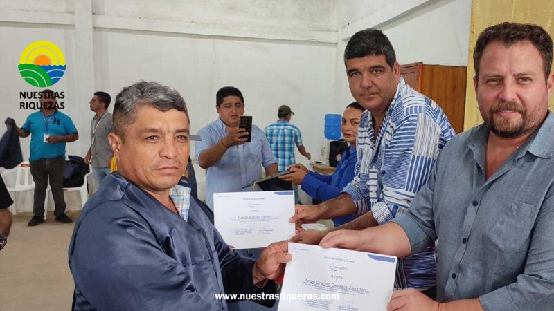MAG gradúa a 36 productores en Escuela de Fortalecimiento Productivo Pecuario