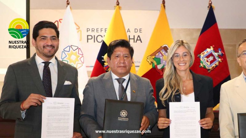 MAG y Prefectura de Pichincha firman acuerdo para agilitar la legalización de tierras