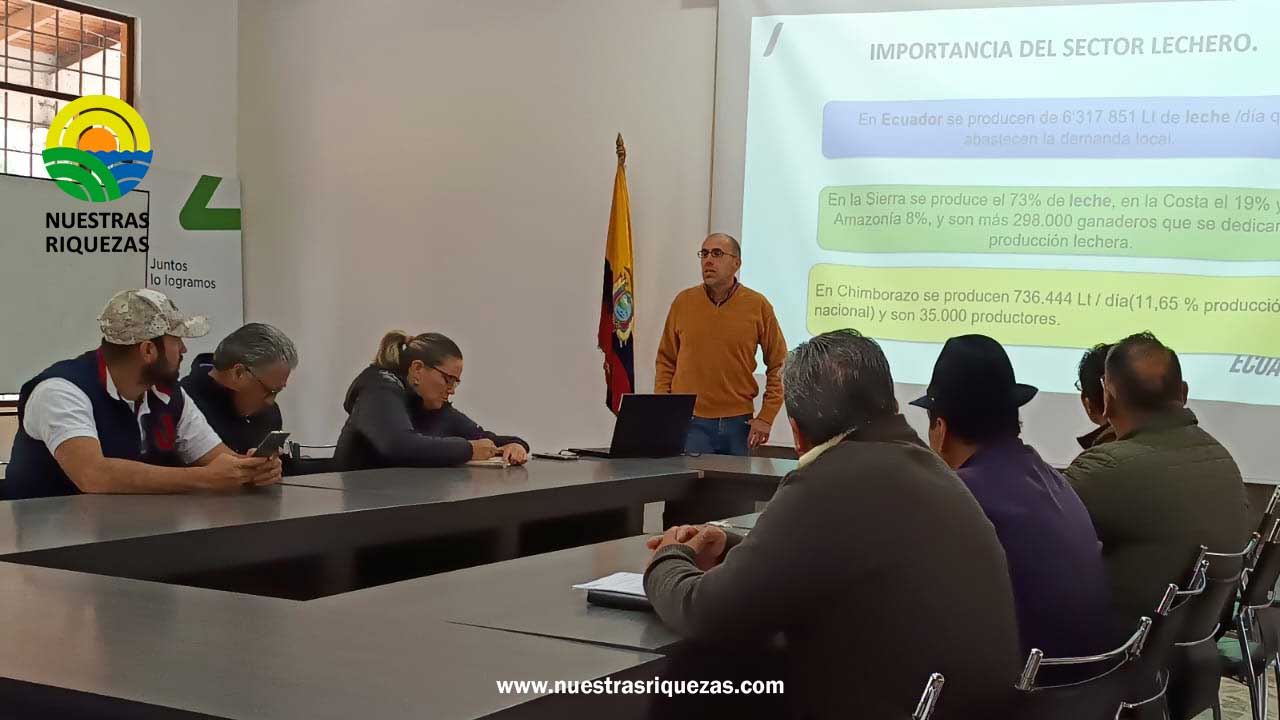 En Chimborazo, MAG socializa la Ley y Reglamento de la leche