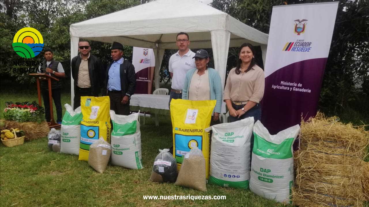 Imbabura: MAG entrega 62 kits de pasto para fortalecer el sector pecuario