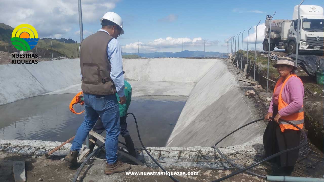 Proyecto de riego tecnificado beneficiará a 600 familias en la provincia Bolívar