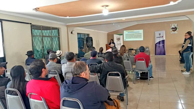 MAG socializa precio de la leche, en Victoria del Portete