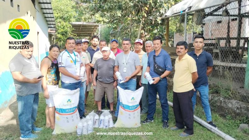 Más de mil productores de Manabí reciben paquetes tecnológicos agrícolas subvencionados