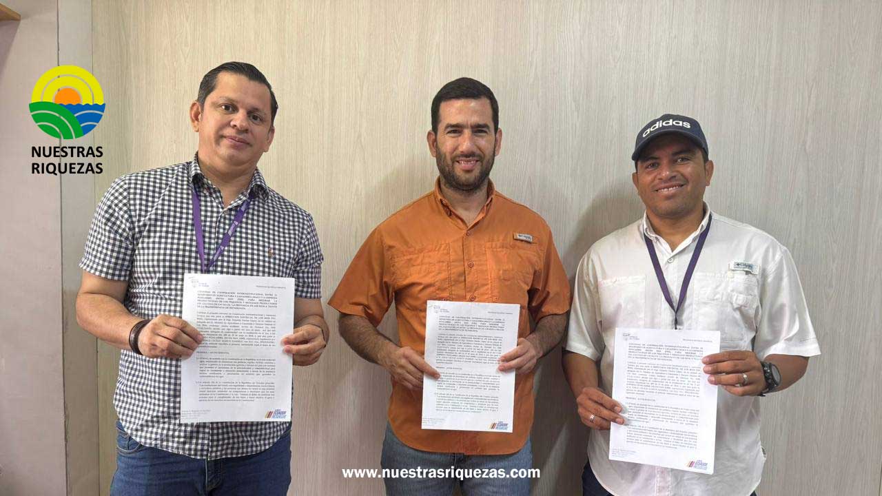 Convenio entre MAG y Empresa Pongarbel beneficia a más de 400 pequeños productores cacaoteros en Los Ríos