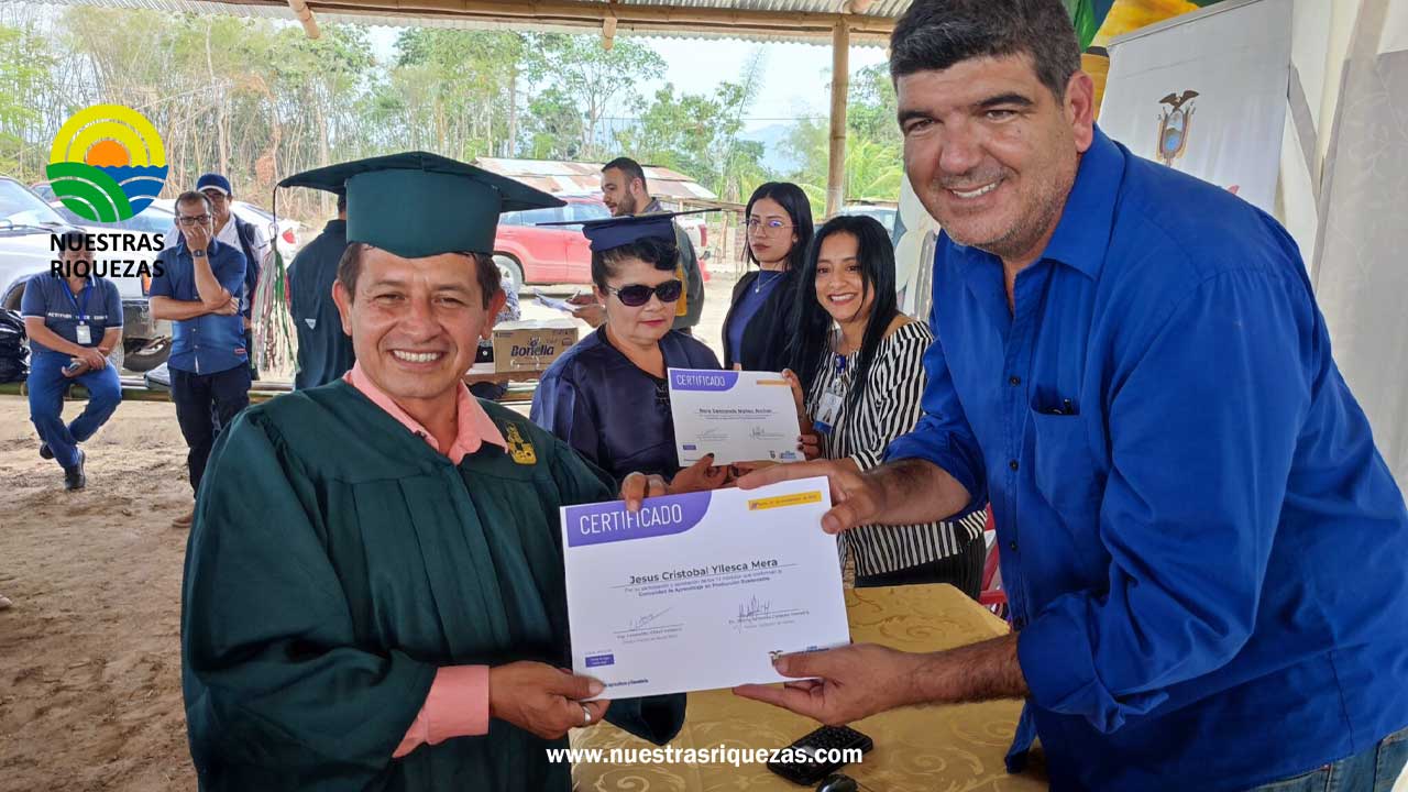 68 productores de Chone se certifican en la Agricultura Familiar Campesina