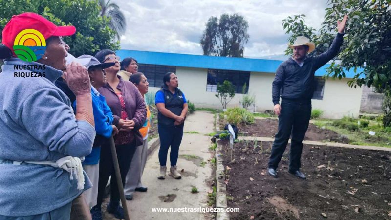 Adultos mayores de la AFC aprenden a desarrollar una agricultura rentable