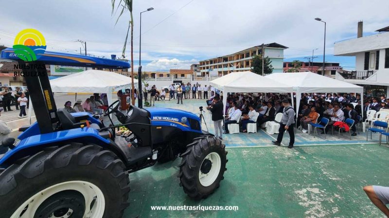 Con riego y maquinaria, el MAG fortalece el sector agropecuario de Loja