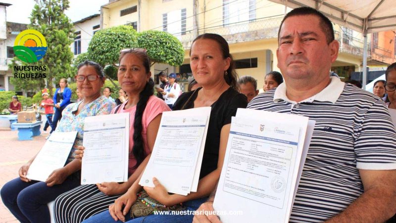 Con títulos de propiedad de tierras y renovación de convenios se benefician productores de Montalvo