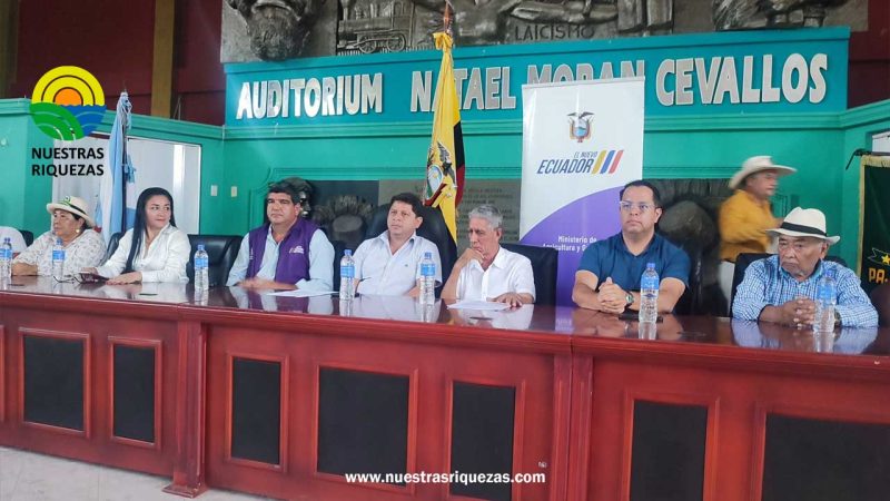 Ministro Danilo Palacios delinea acciones junto a productores del Pacto Social y Ético por el Agro y la Patria