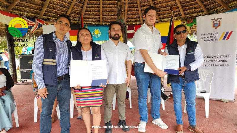 Productores de Santo Domingo reciben beneficios del MAG para mejorar la producción y la seguridad jurídica de sus terrenos